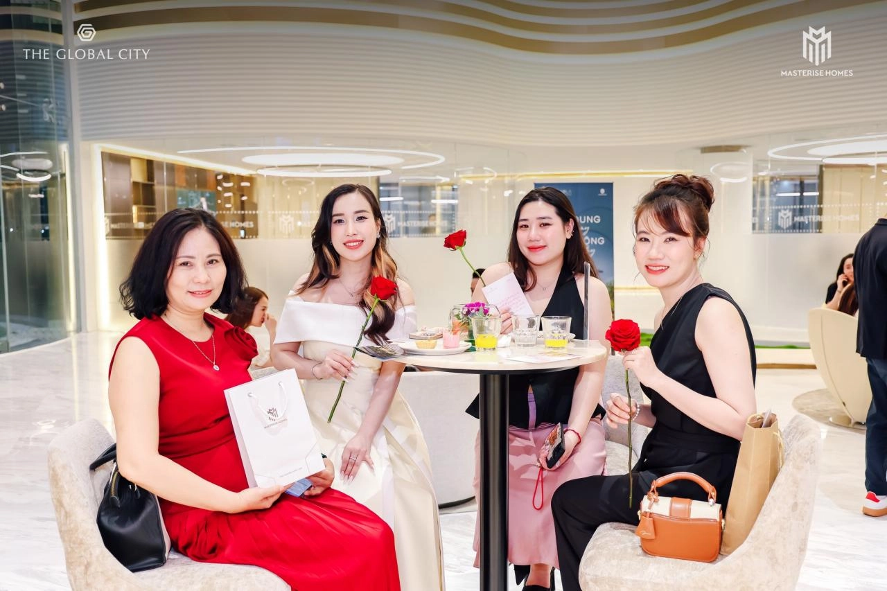 Gia đình Cô Hoàng